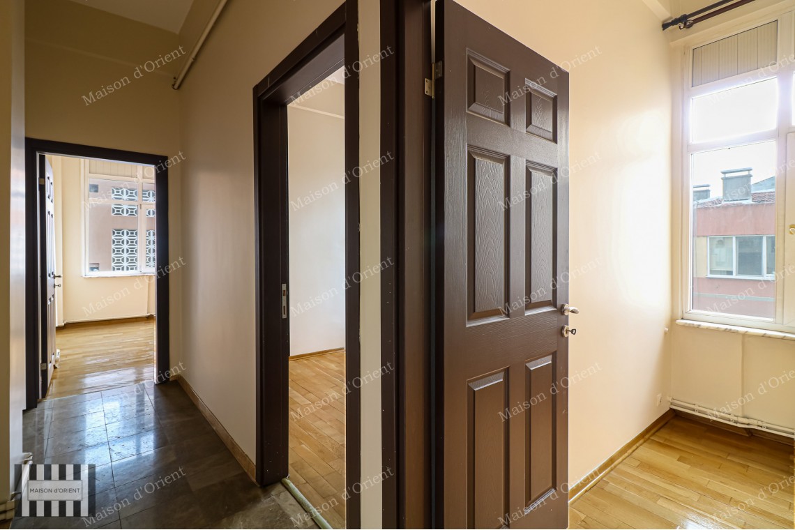 Cihangir Arbatlı Apartment 130 m² Flat for Rent