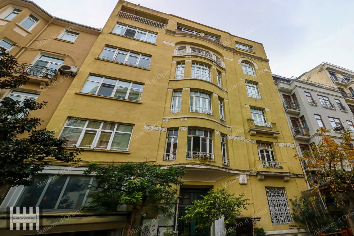 Cihangir Arbatlı Apartment 130 m² Flat for Rent