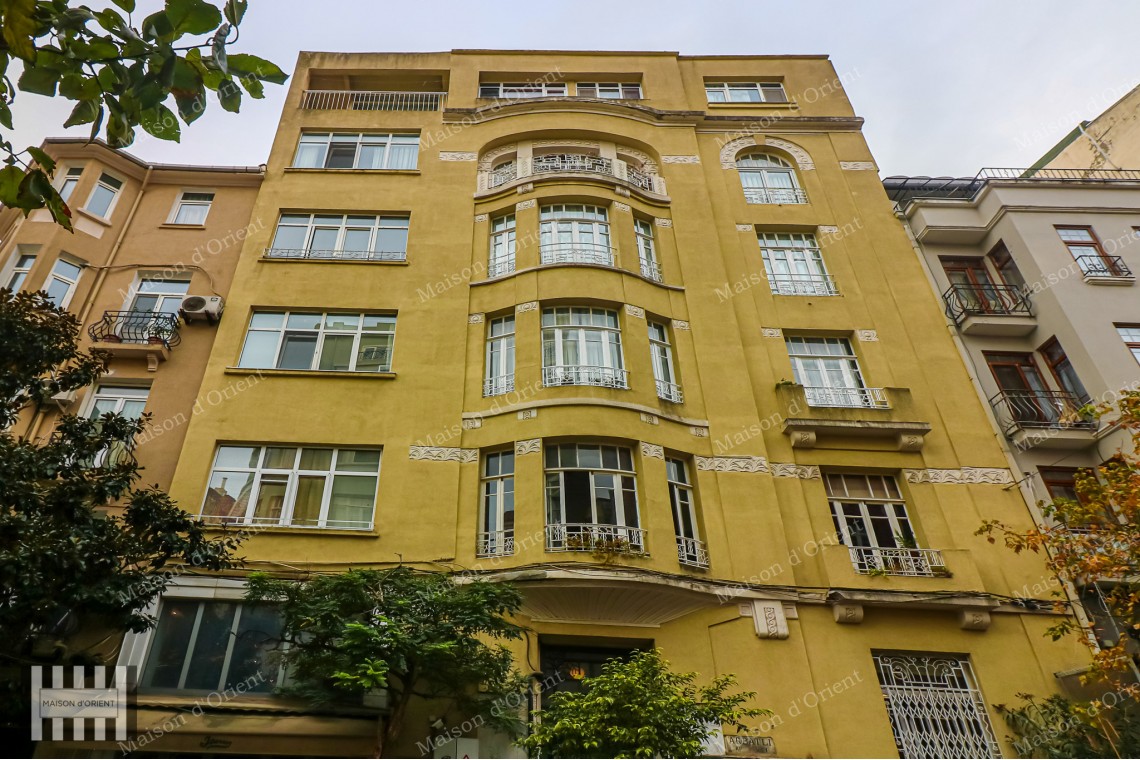 Cihangir Arbatlı Apartment 130 m² Flat for Rent