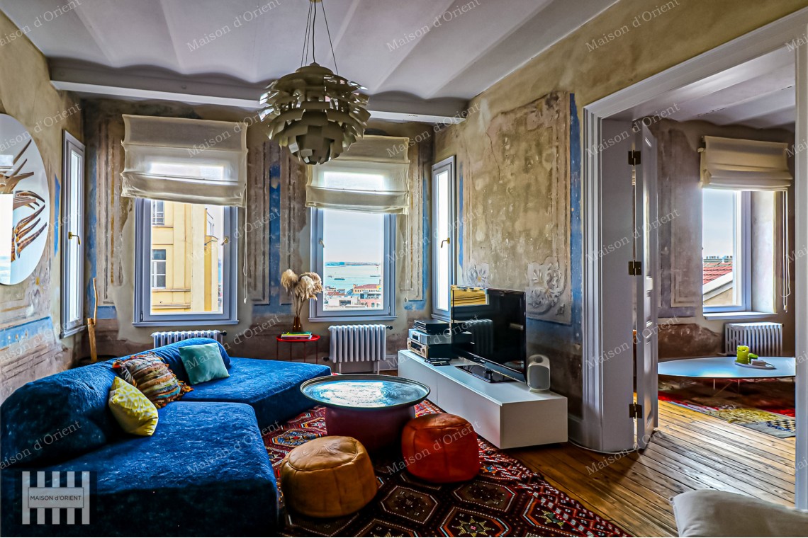  3+1 Furnished Apartment in Galata Historical Ferah Apartment for Rent
