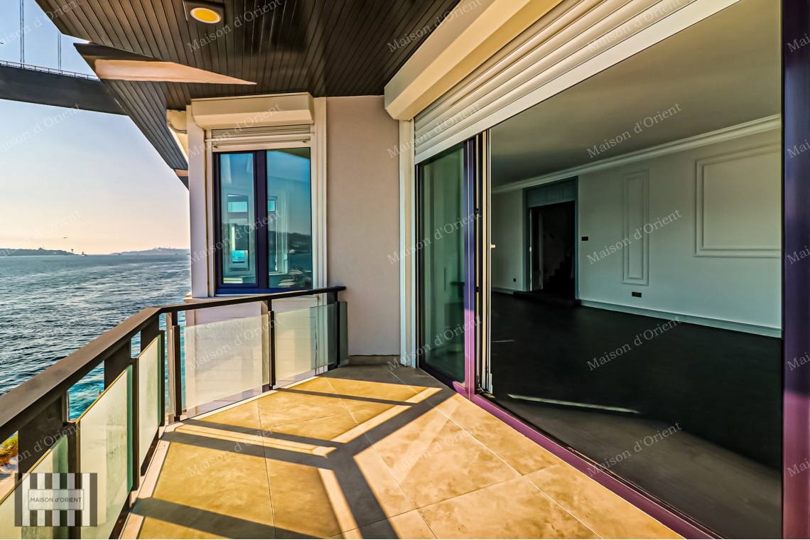 Duplex Waterside Mansion with Pool and Private Dock for Rent in Ortaköy