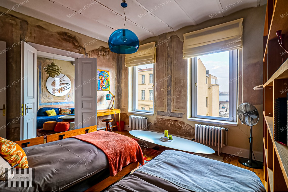  3+1 Furnished Apartment in Galata Historical Ferah Apartment for Rent
