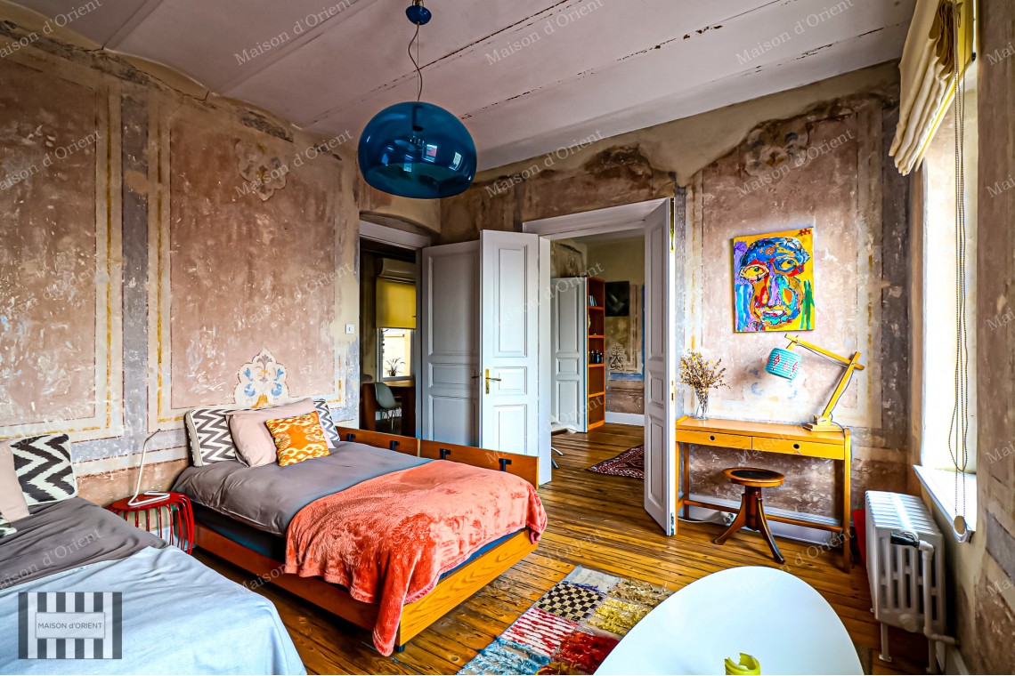  3+1 Furnished Apartment in Galata Historical Ferah Apartment for Rent