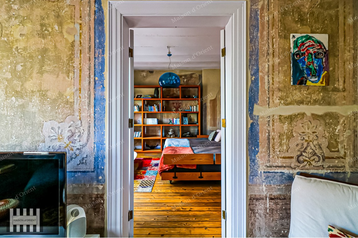  3+1 Furnished Apartment in Galata Historical Ferah Apartment for Rent