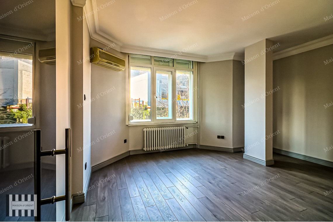 Duplex Waterside Mansion with Pool and Private Dock for Rent in Ortaköy