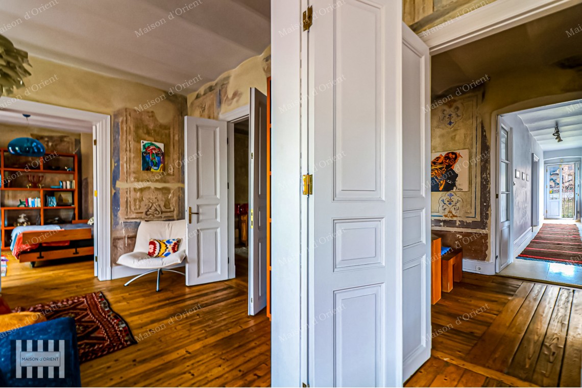  3+1 Furnished Apartment in Galata Historical Ferah Apartment for Rent