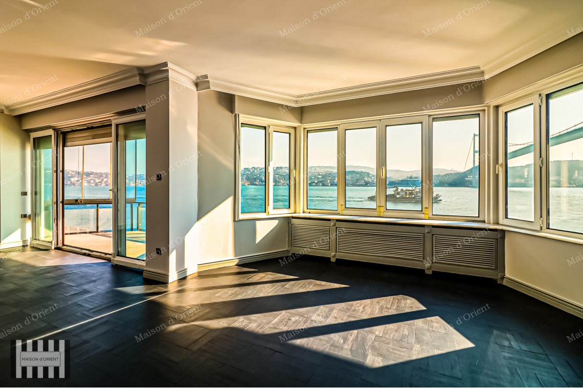 Duplex Waterside Mansion with Pool and Private Dock for Rent in Ortaköy
