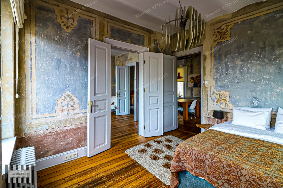  3+1 Furnished Apartment in Galata Historical Ferah Apartment for Rent