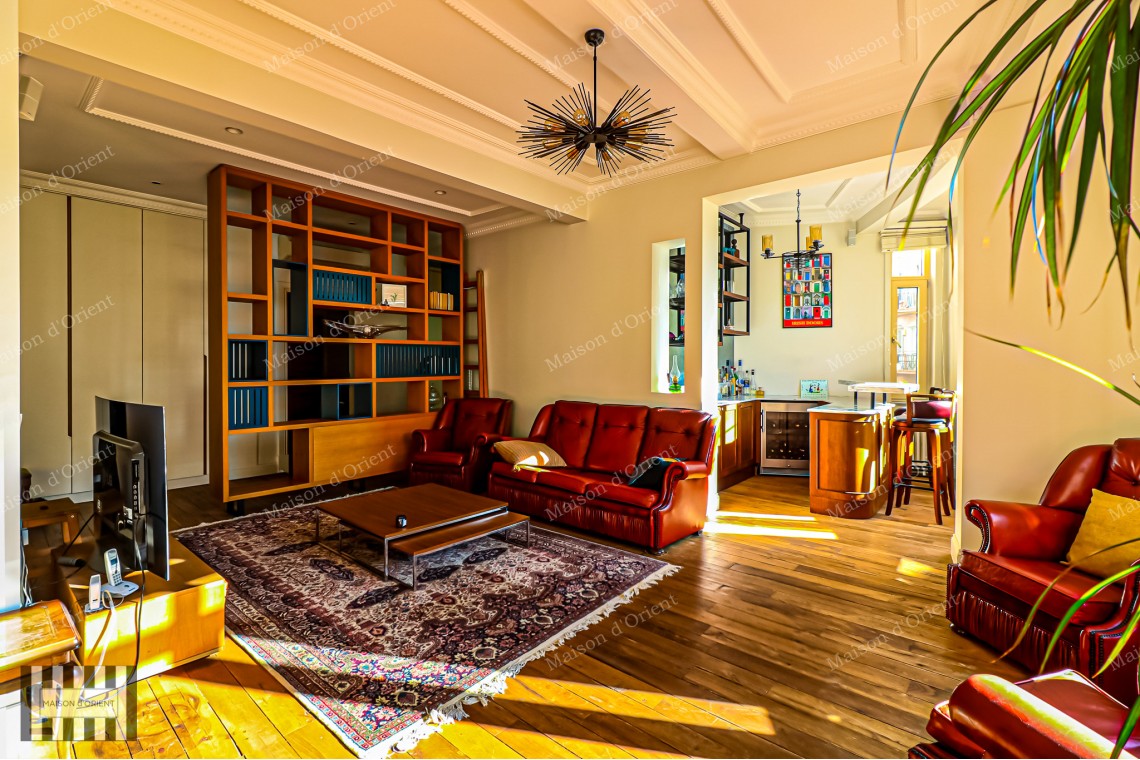 3+1 Apartment for Rent in Galatasaray Historical Ferah Apartment