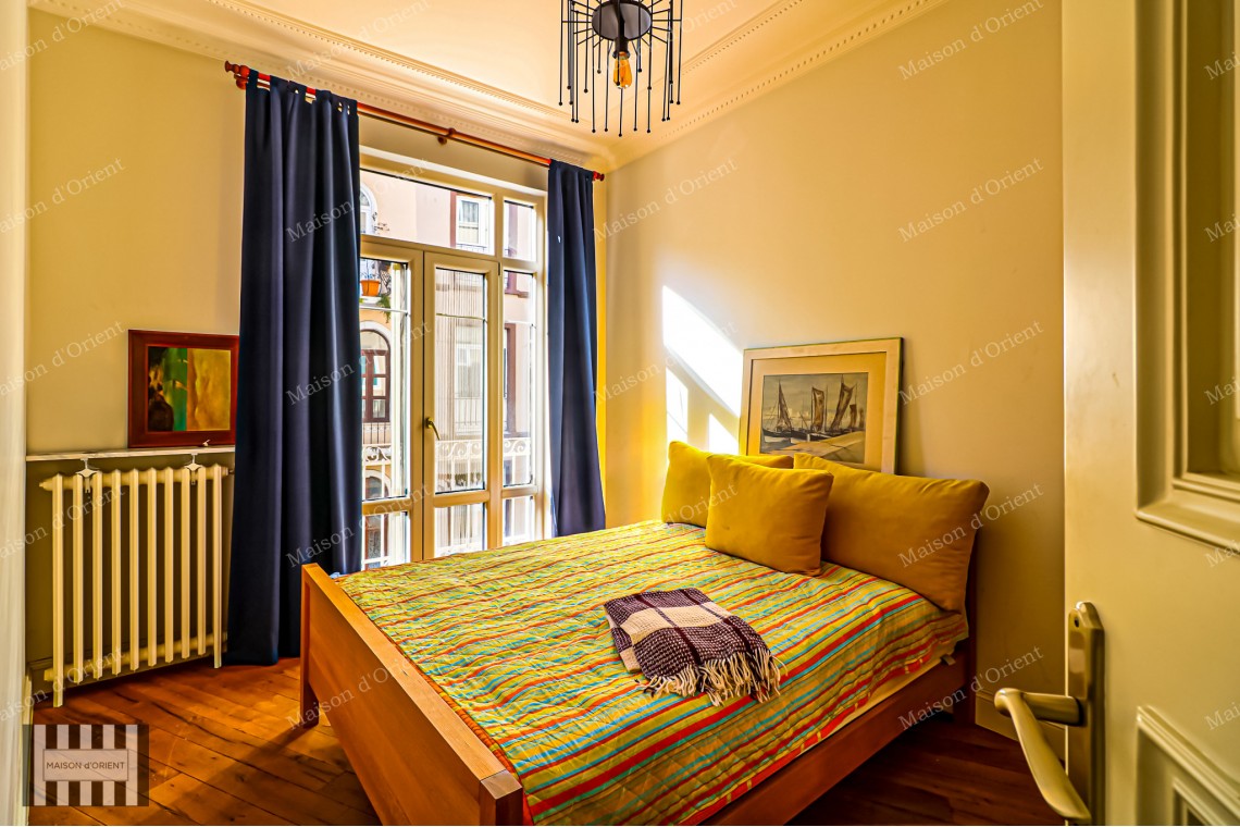 3+1 Apartment for Rent in Galatasaray Historical Ferah Apartment