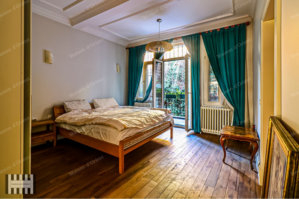3+1 Apartment for Rent in Galatasaray Historical Ferah Apartment