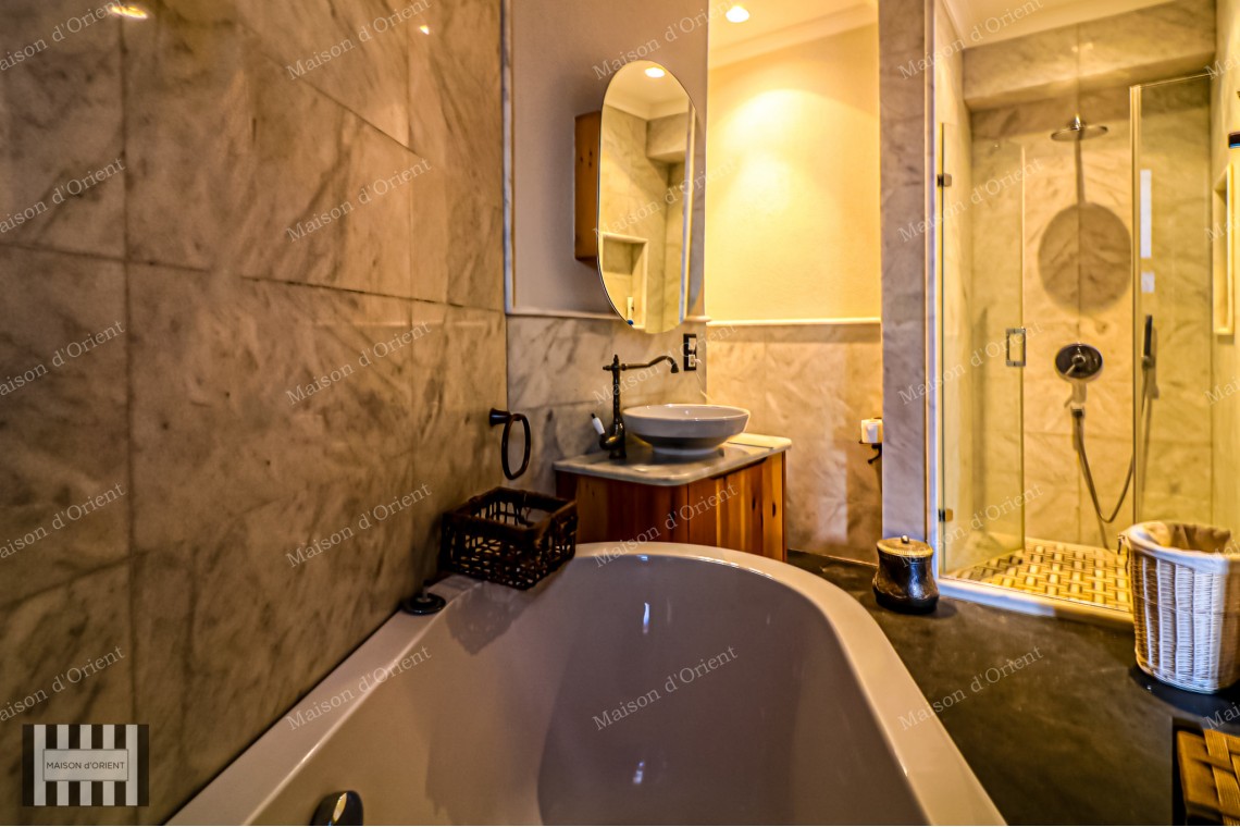3+1 Apartment for Rent in Galatasaray Historical Ferah Apartment