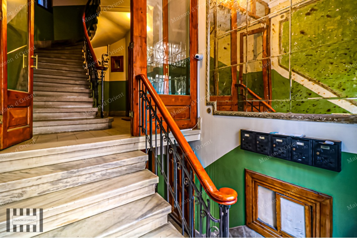 3+1 Apartment for Rent in Galatasaray Historical Ferah Apartment