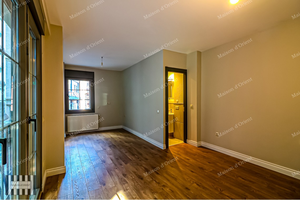 Detached Building for Sale in St. Anthony Church