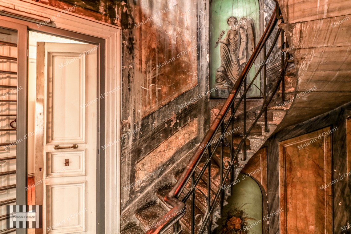 Flat for Sale with View in Historical Mavrodi Building