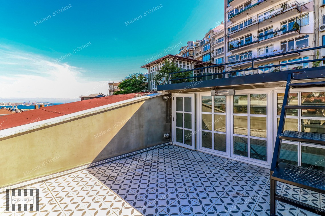Historical Greek House with Terrace and View for Rent