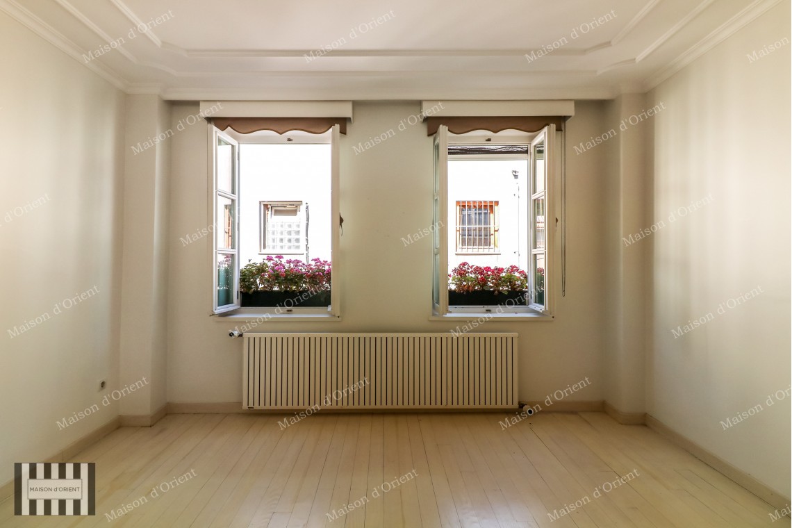 Historical Greek House with Terrace and View for Rent