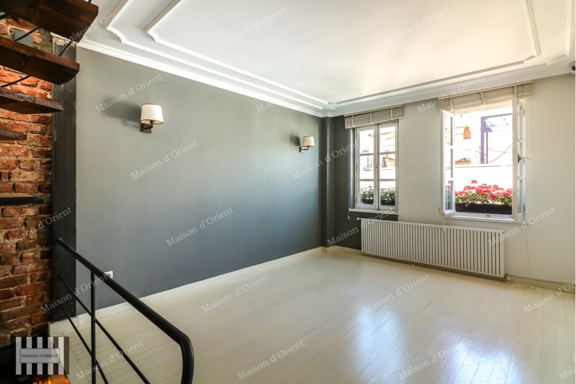 Historical Greek House with Terrace and View for Rent