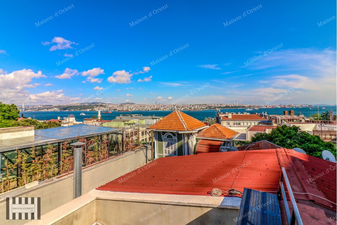 Historical Greek House with Terrace and View for Rent
