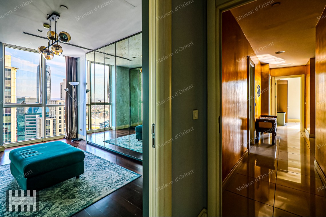 4+1 Furnished Flat with City View for Rent in Maslak Mashattan Residence