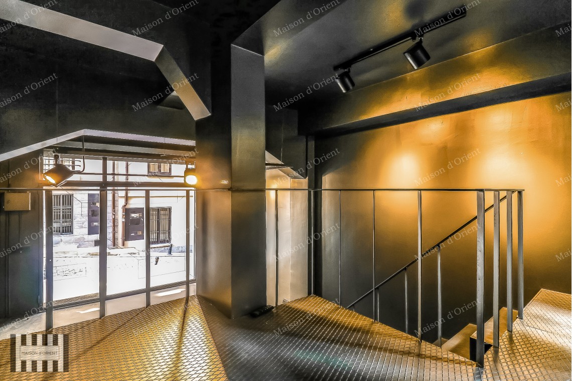 Historical Ojeni Building for Sale in Galata