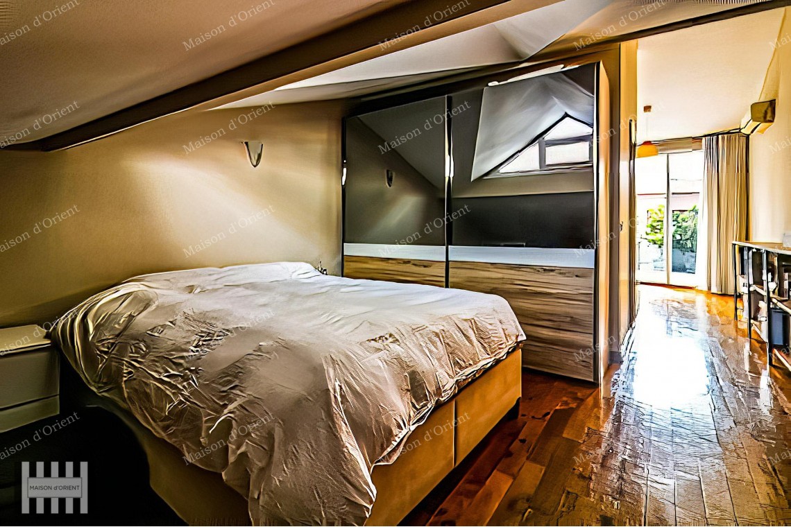 5-Story Historical Building for Sale on Cihangir Güneşli Street, Airbnb Compatible