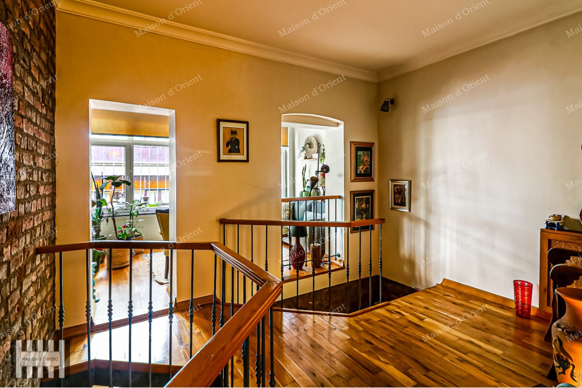5-Story Historical Building for Sale on Cihangir Güneşli Street, Airbnb Compatible