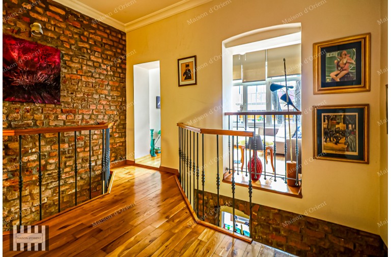 5-Story Historical Building for Sale on Cihangir Güneşli Street, Airbnb Compatible