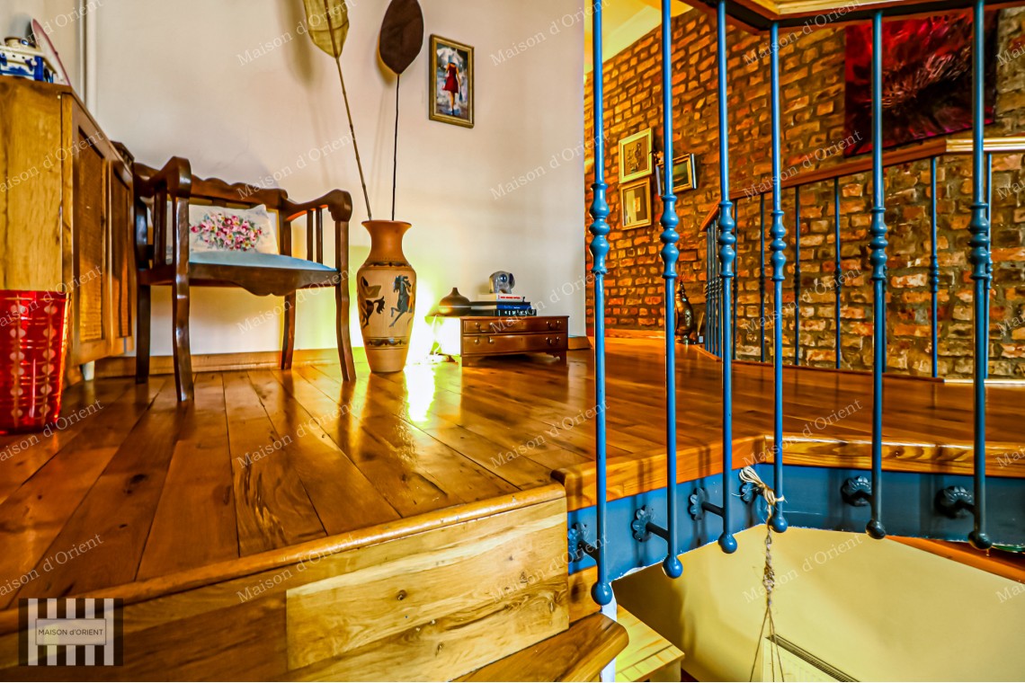 5-Story Historical Building for Sale on Cihangir Güneşli Street, Airbnb Compatible