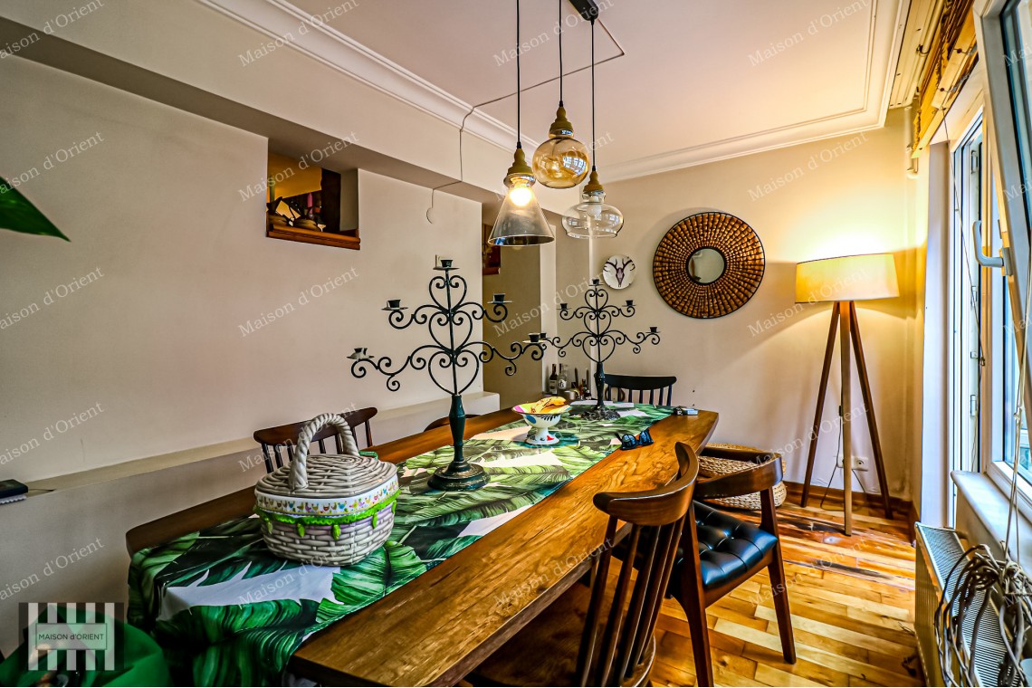 5-Story Historical Building for Sale on Cihangir Güneşli Street, Airbnb Compatible