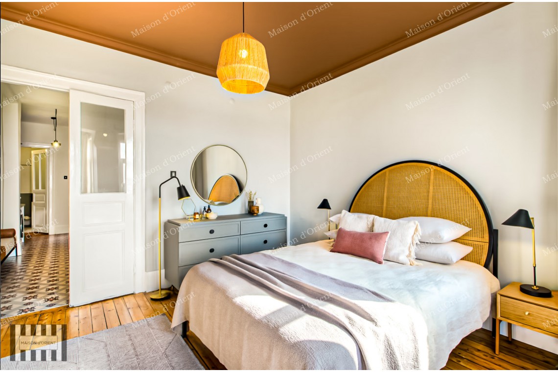 Duplex Apartment with Golden Horn View for Sale in a Historic Building in Sishane