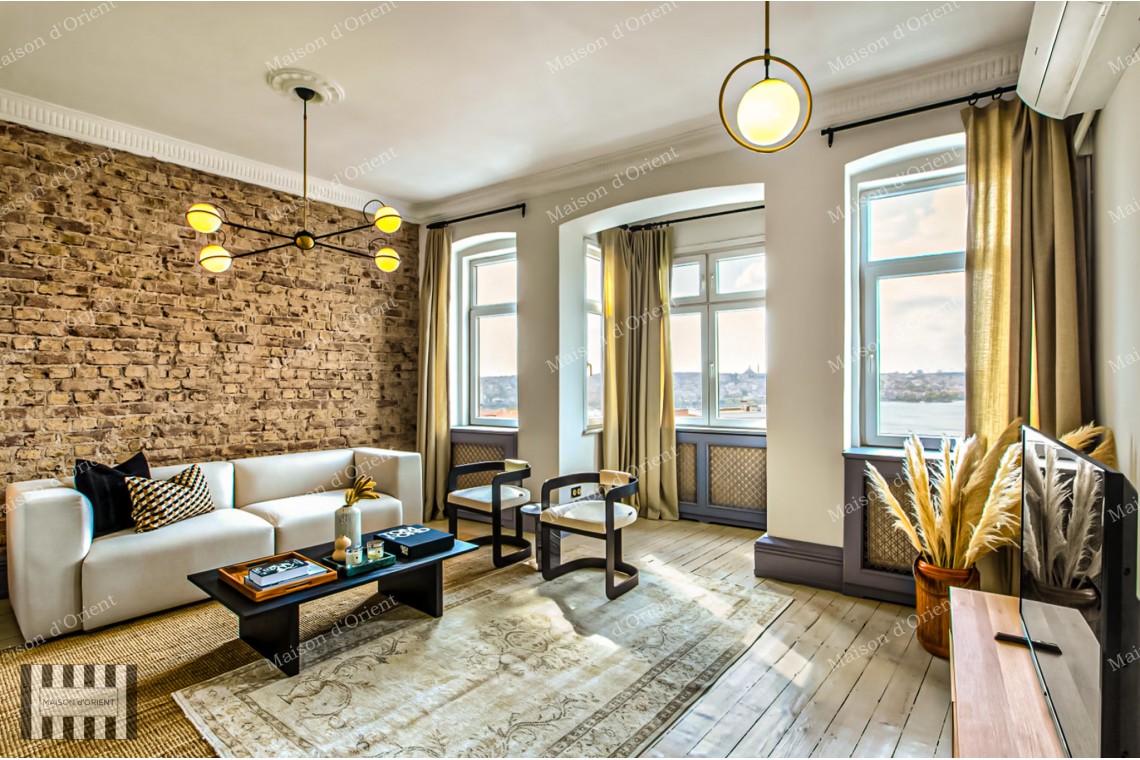 Duplex Apartment with Golden Horn View for Sale in a Historic Building in Sishane