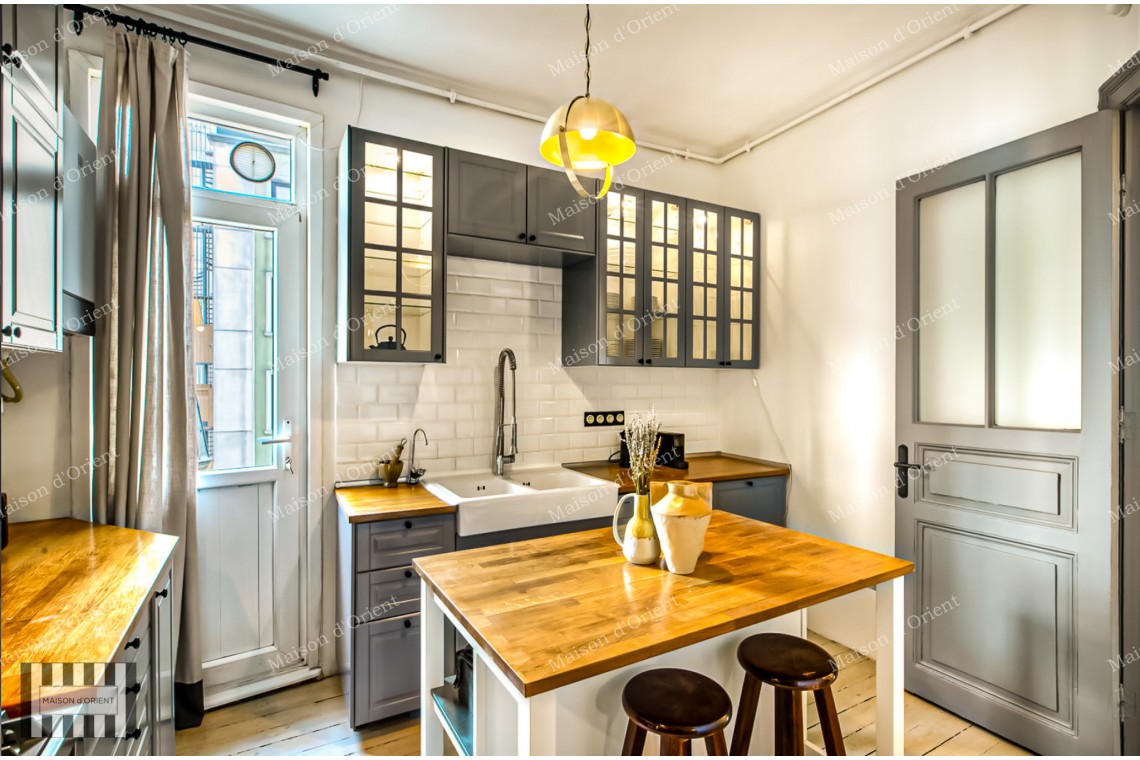 Duplex Apartment with Golden Horn View for Sale in a Historic Building in Sishane