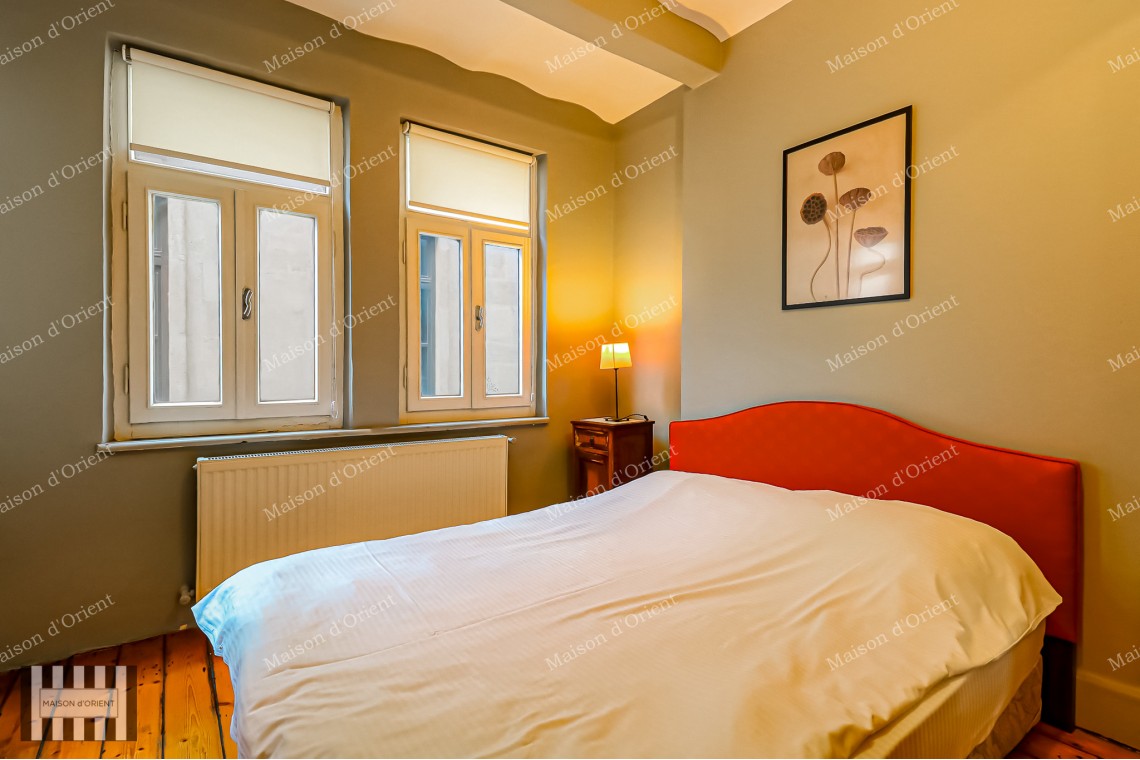 3+1 Apartment for Sale with Airbnb License in Historical Onizetti Apartment