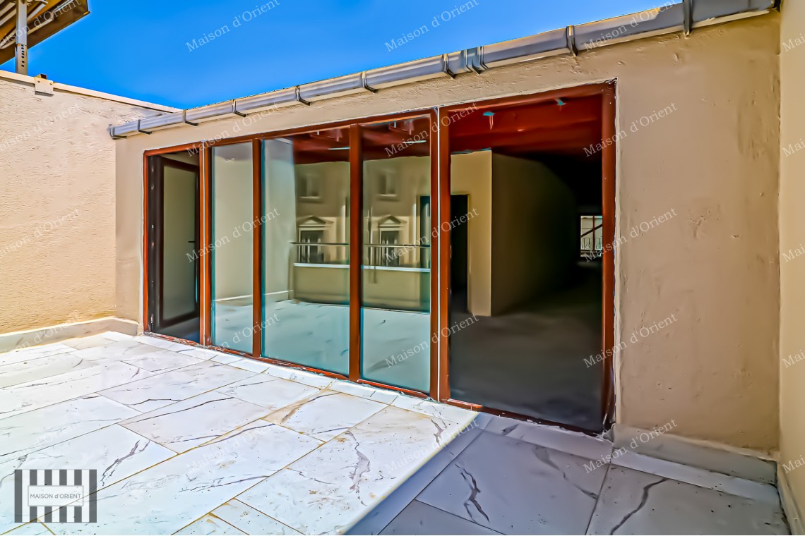 Building for Sale in Beyoğlu Suitable for Tourism and Commercial Projects