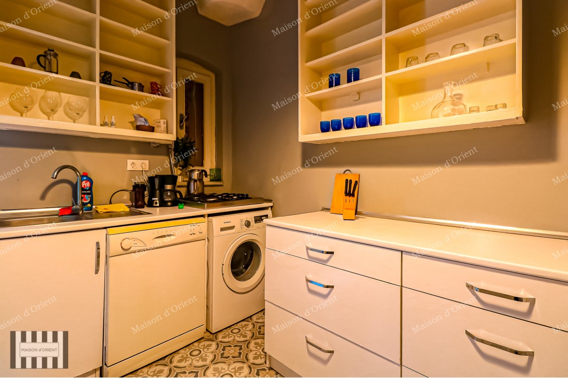 3+1 Apartment for Sale with Airbnb License in Historical Onizetti Apartment