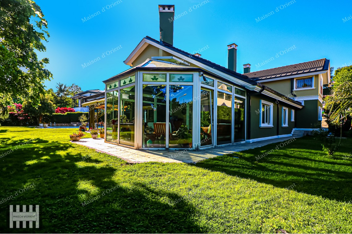 Rental Villa in Zekeriyakoy with 2.300sqm Garden, Semi-Olympic Pool and Sports Complex