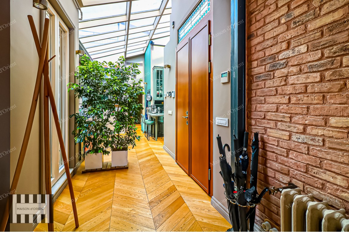 3+1 Furnished Flat for Rent in Historical Building, Taksim