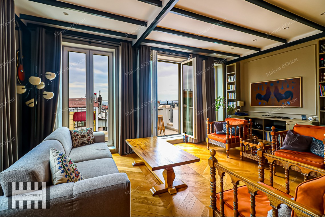 3+1 Furnished Flat for Rent in Historical Building, Taksim