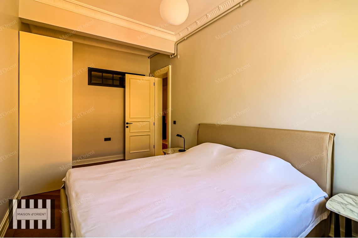 3+1 Flat for Sale in Historical Nar Building, Cihangir