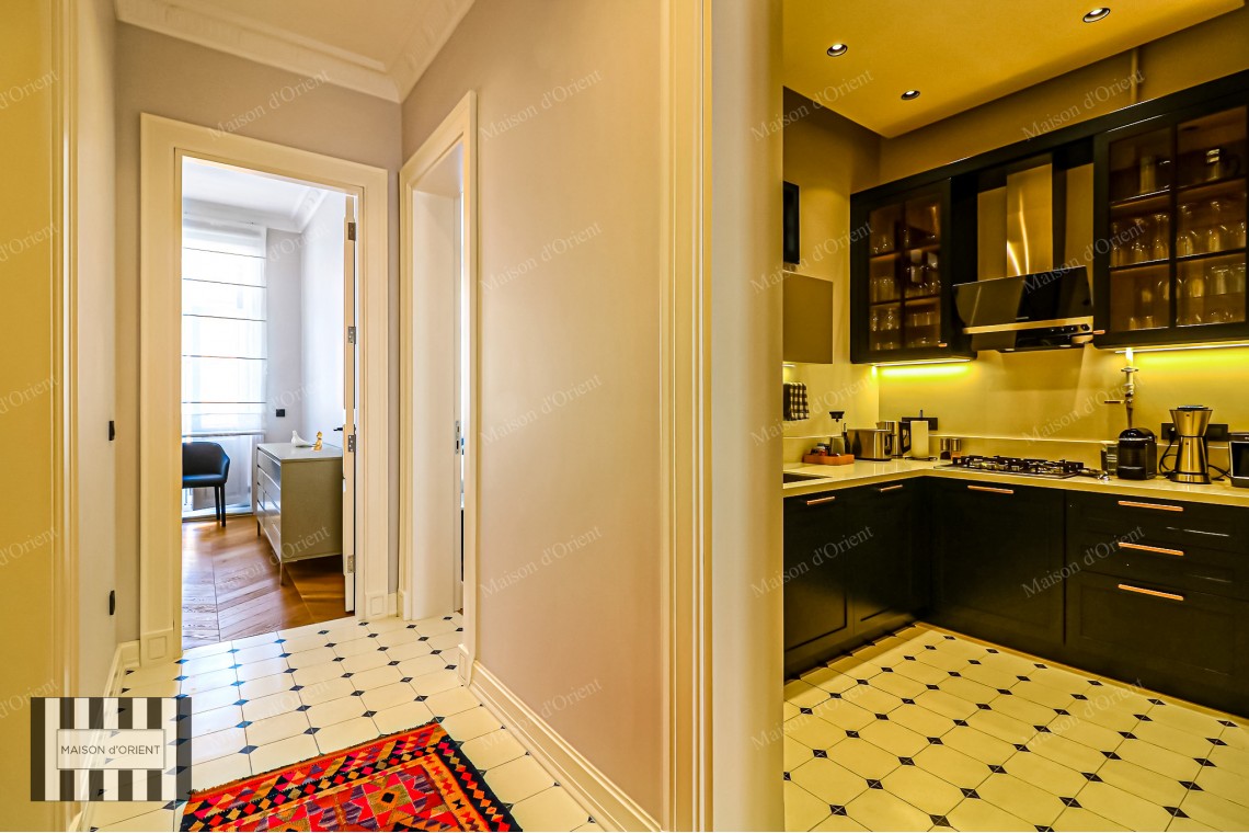 3+1 Flat for Sale in Historical Nar Building, Cihangir