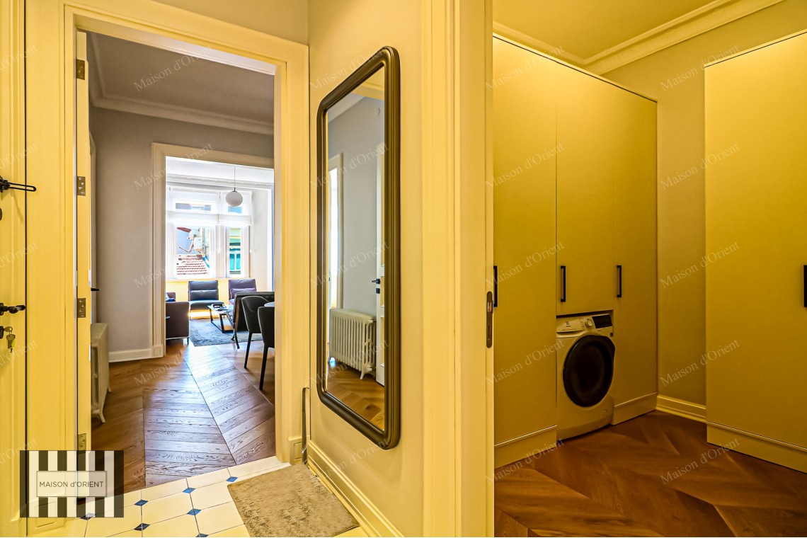 3+1 Flat for Sale in Historical Nar Building, Cihangir